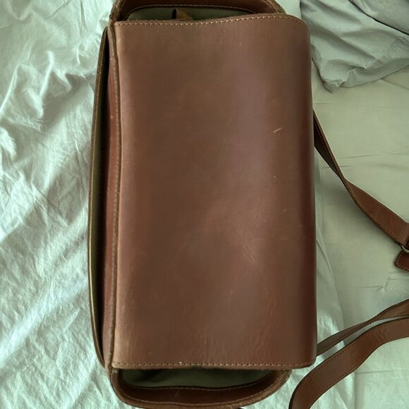 Kelly Moore NWT Leather Camera Bag - Picture 4 of 5